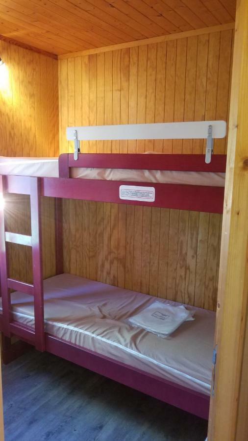 Camping Domaine Du Lac Chambon Murol Esterno foto